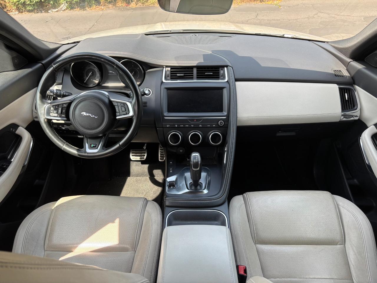 Jaguar E-Pace 2.0D 150 CV