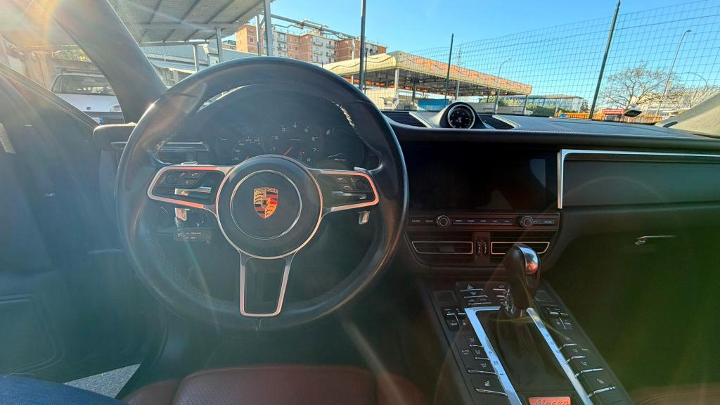 Porsche Macan 2.0 252cv pdk