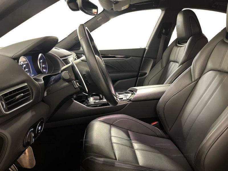 Maserati Levante 330 CV MHEV GT