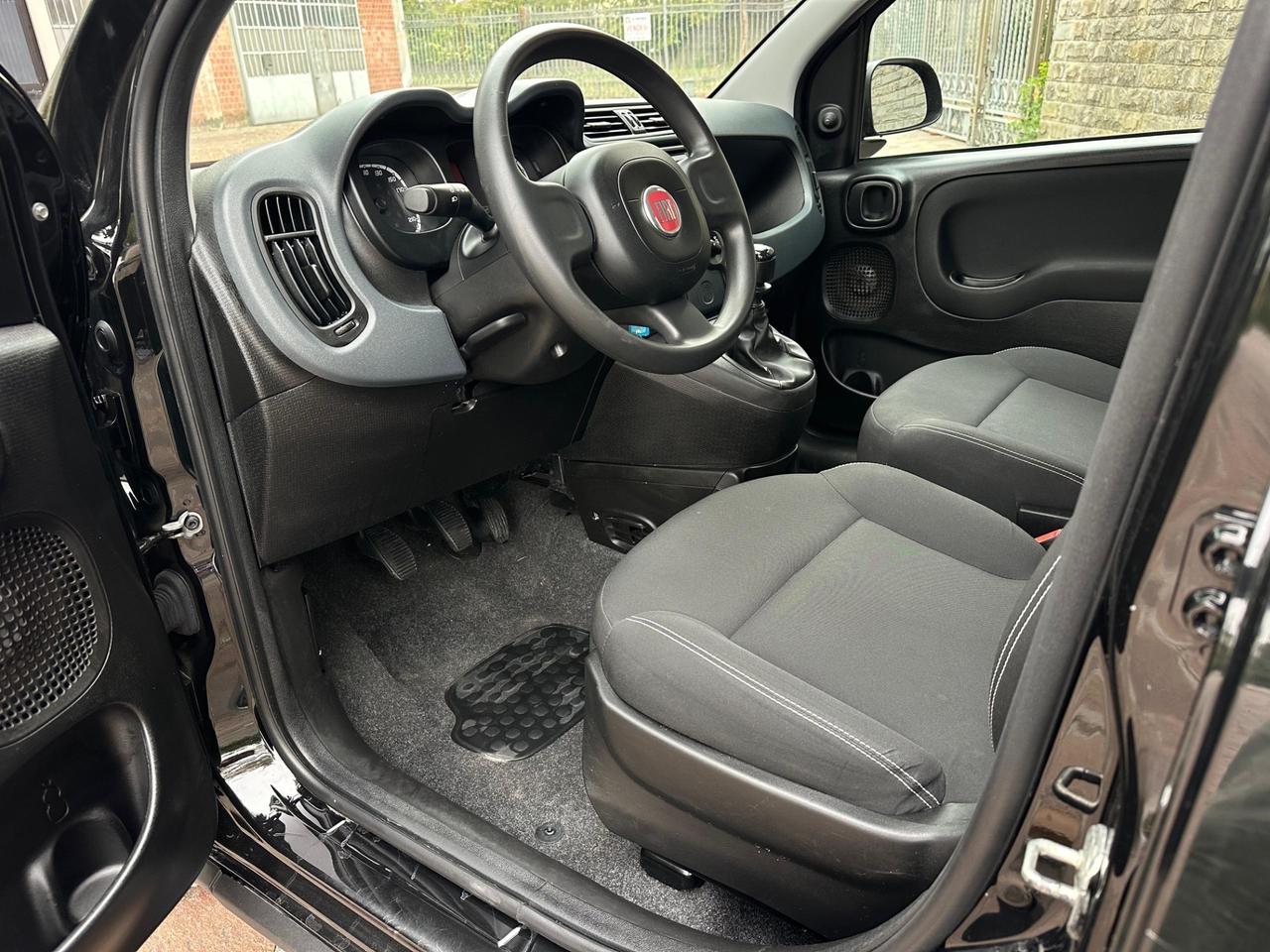 Fiat Panda 1.0 FireFly S&S Hybrid Garmin