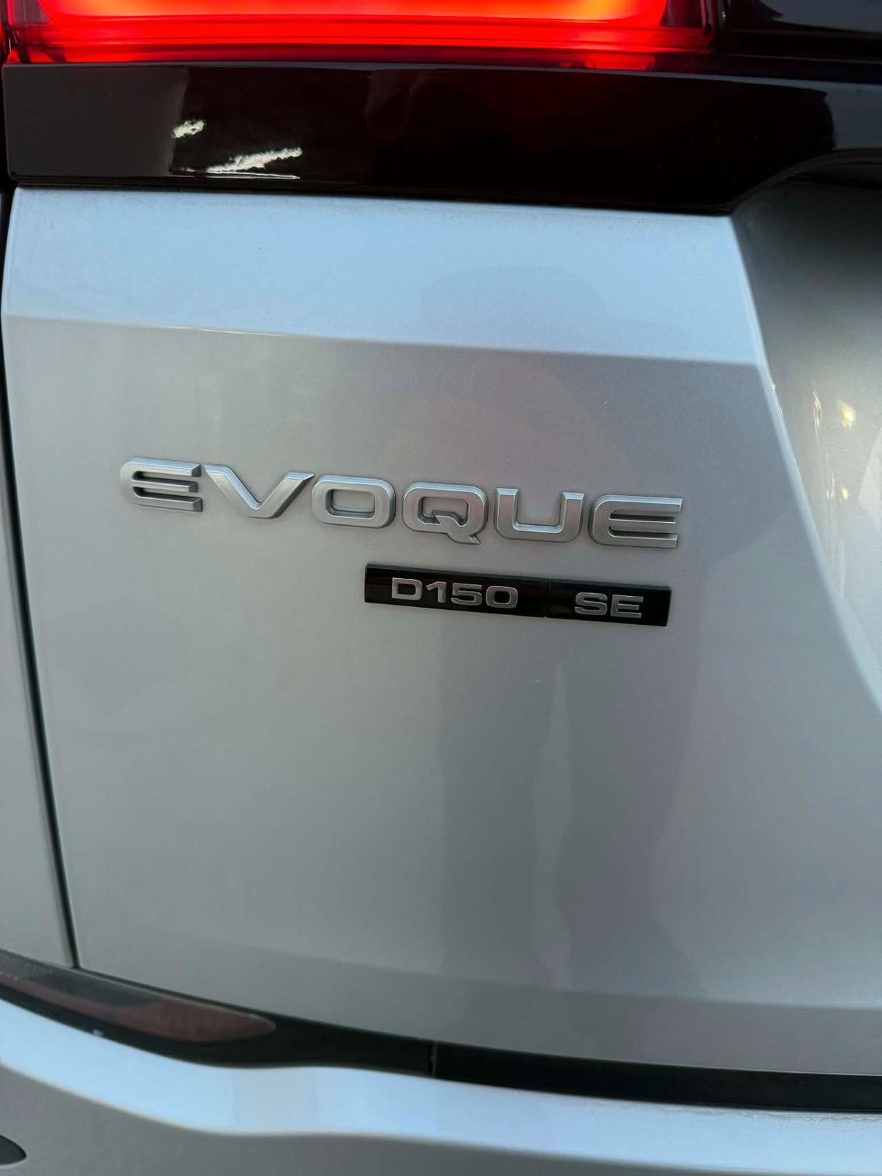 Land Rover RR Evoque 2.0D 150 CV AWD SE - 2020