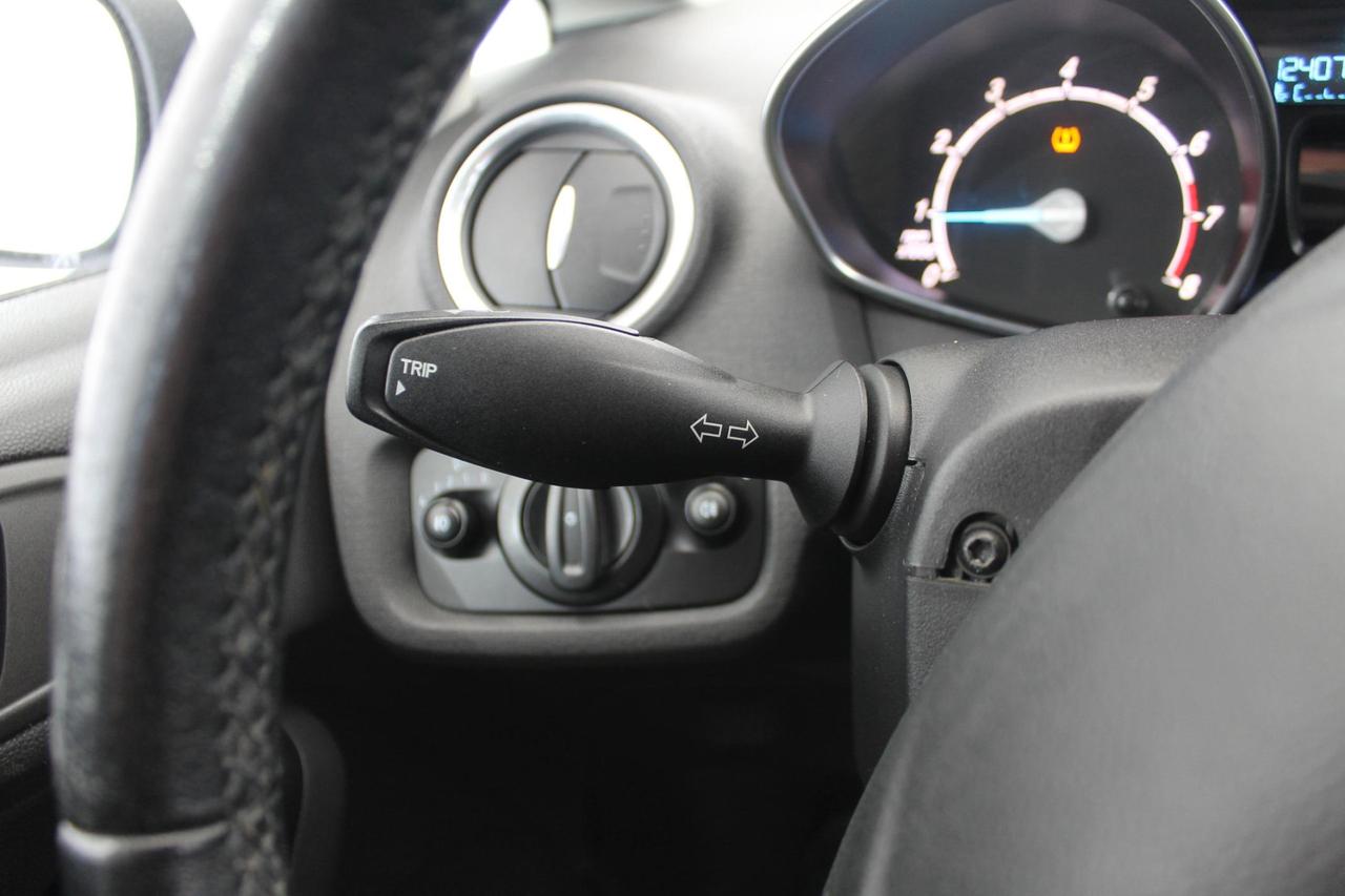 Ford Fiesta 1.0 Plus 80 Cv.