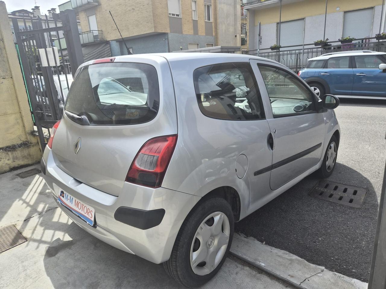 Renault Twingo 1.2 8V Confort ADATTA A NEOPATENTATI