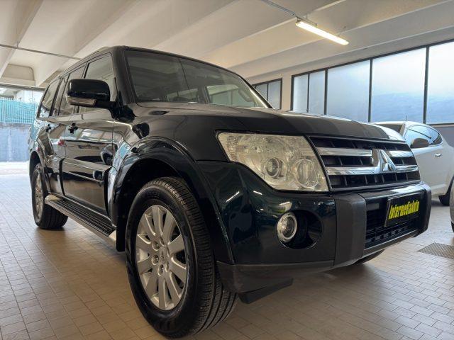 MITSUBISHI Pajero 3.2 DI-D 16V aut. 7p. Instyle UniProp.