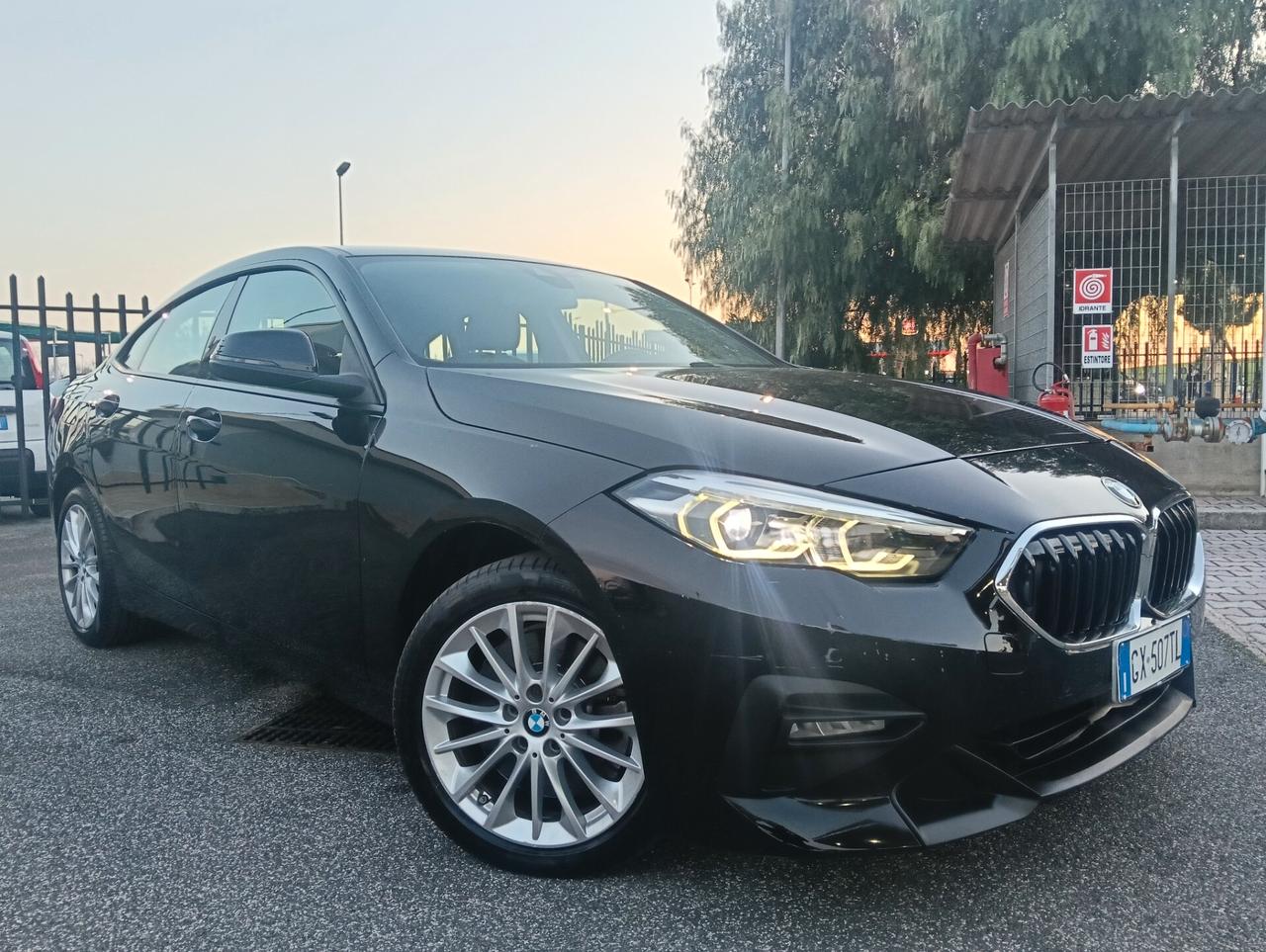 Bmw Serie 2 Gran Coupé 220i Advantage aut.