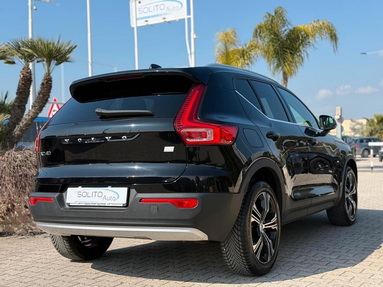 Volvo XC40 T4 Recharge Plug-in Hybrid 211cv Inscription Expression