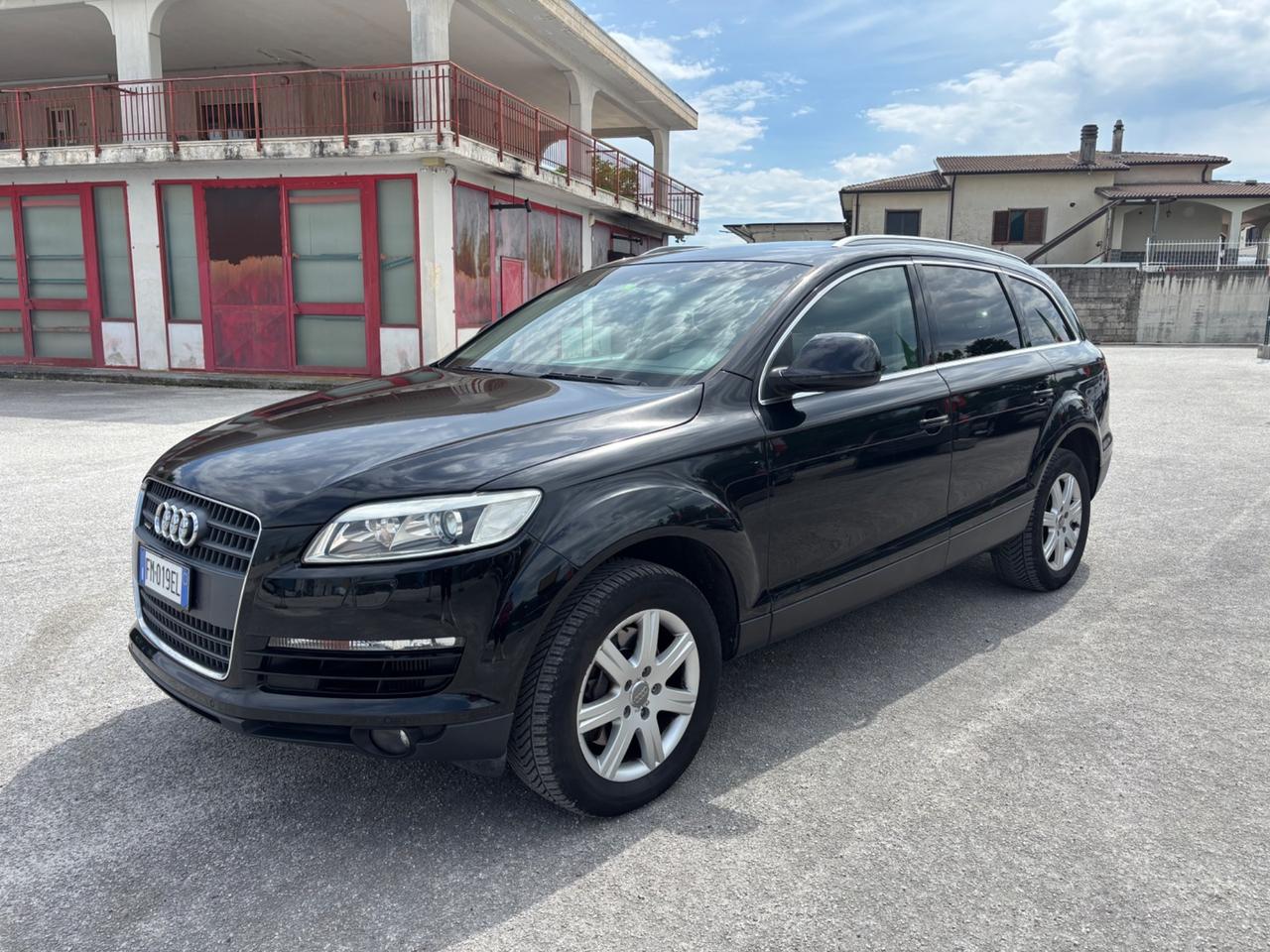 Audi Q7 3.0 V6 TDI 233CV quattro tiptronic