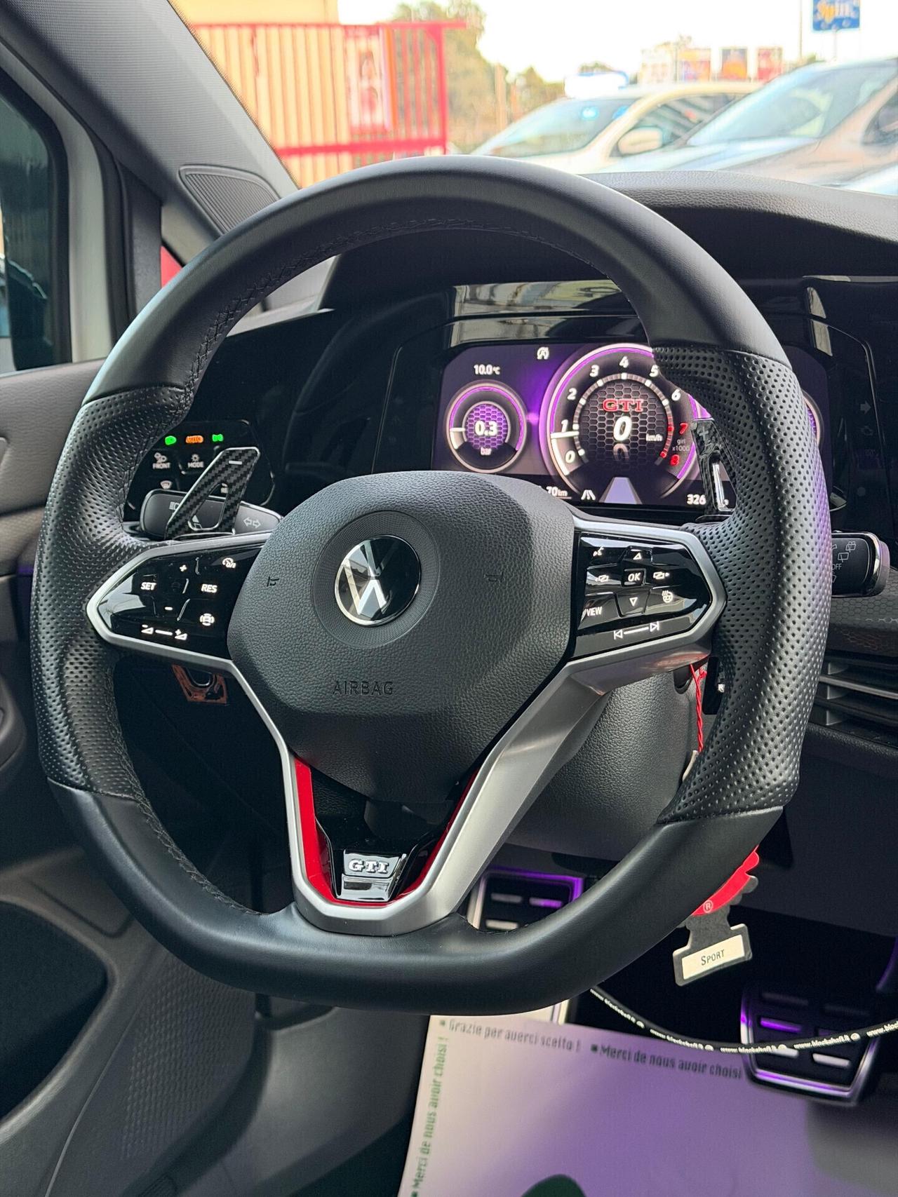 Volkswagen Golf 8 GTI 2.0 TSI 245CV