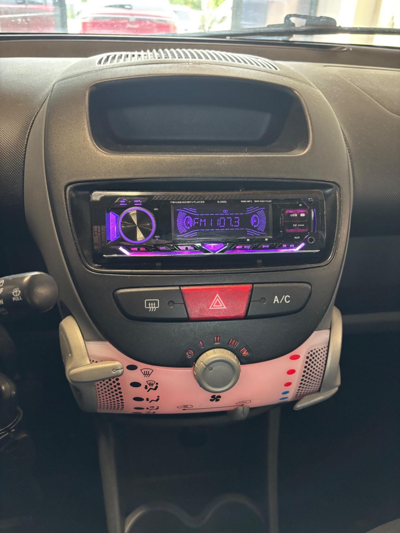 Peugeot 107 1.0 BENZINA 5 porte | OK NEOPATENTATI |