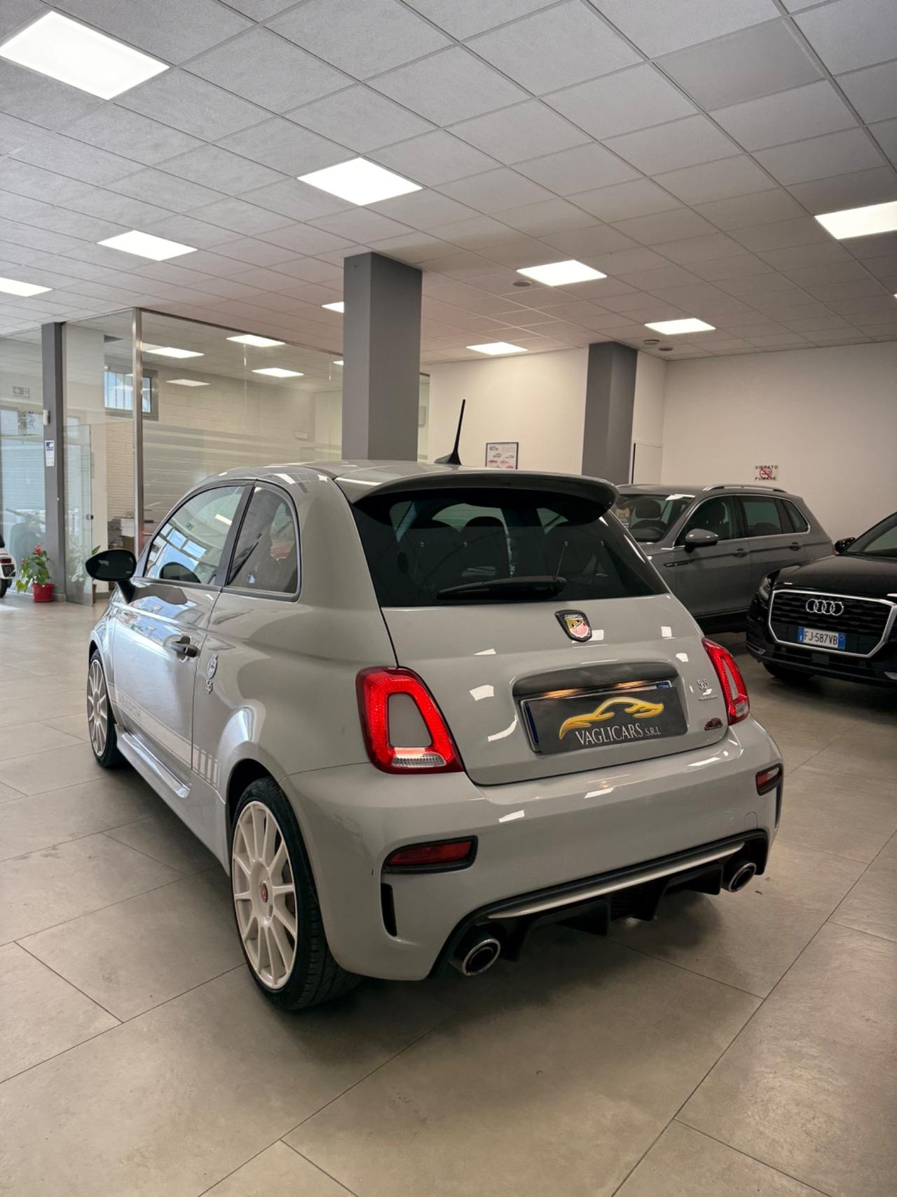 Abarth 595 1.4 Turbo T-Jet 180 CV Esseesse