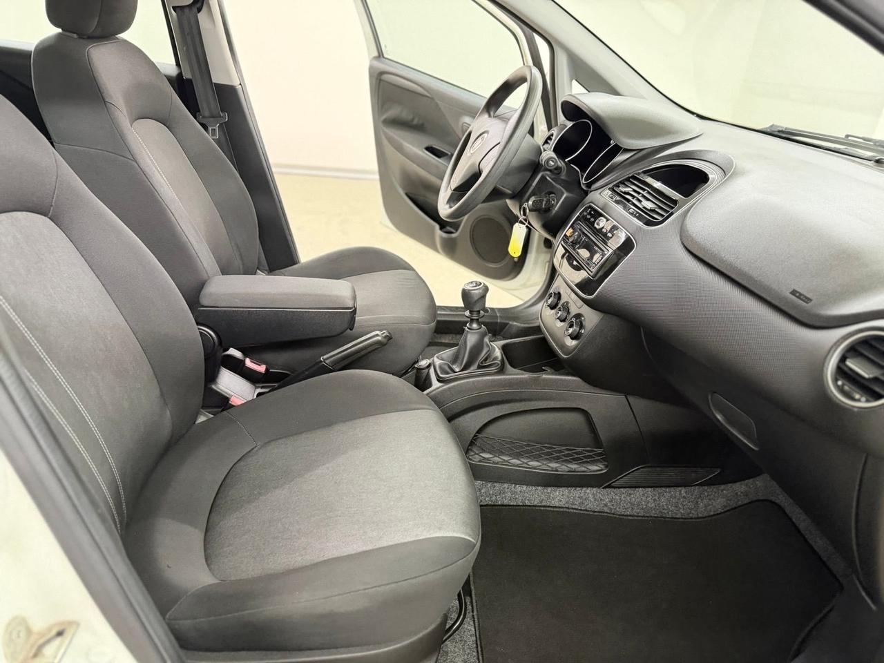 FIAT PUNTO (anno 2015)