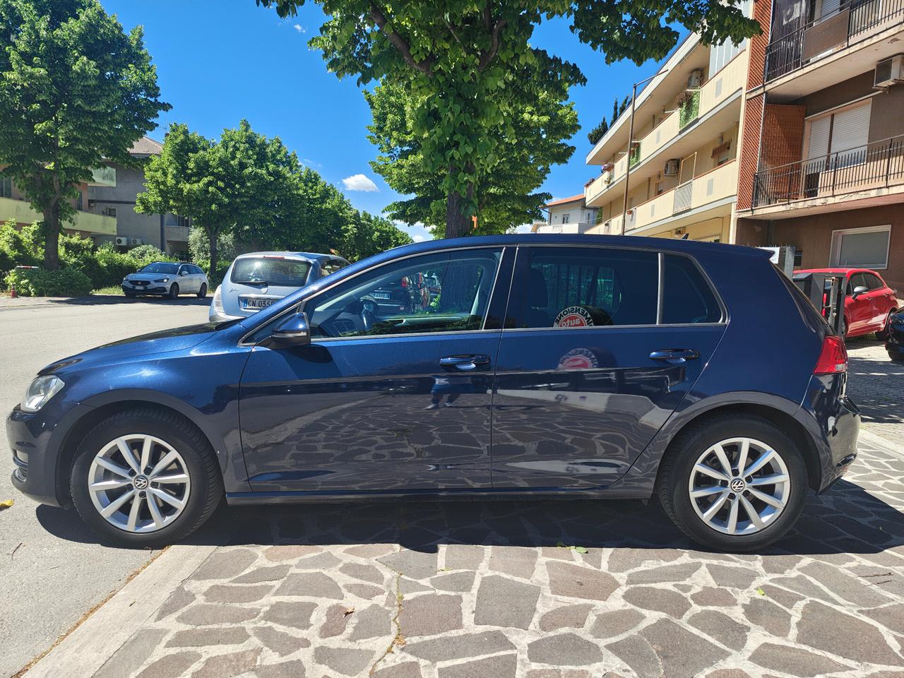 Volkswagen Golf Business 2.0 TDI DSG 5p. Highline BlueMotion Tech.