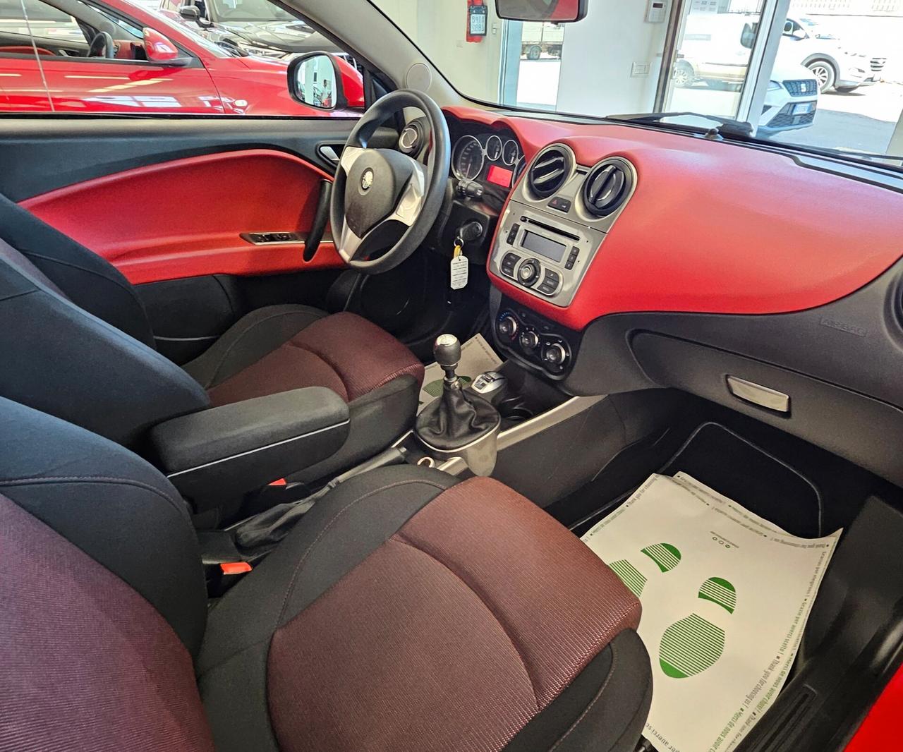 Alfa Romeo MiTo 1.3 JTDm 16V 90 CV Distinctive Sport Pack
