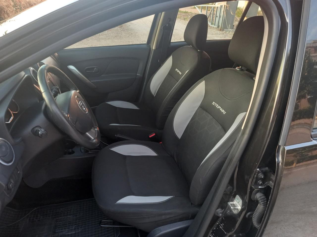 Dacia Sandero STEPWAY 1.5 dCi