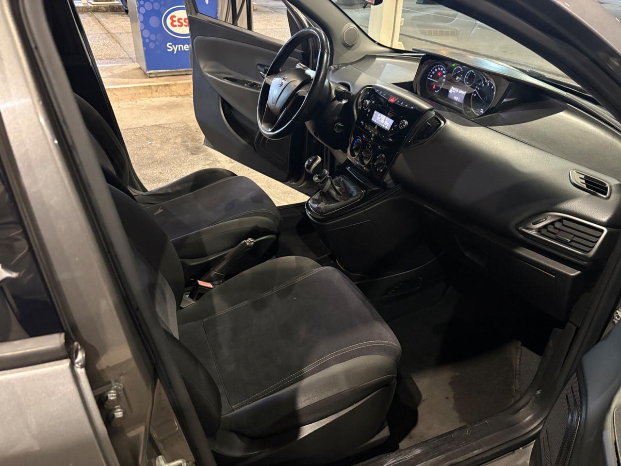 Lancia Ypsilon 1.2 69 CV BENZ/GPL*PERFETTA