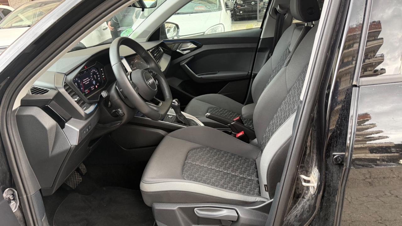 Audi A1 SPB 30 TFSI S line edition LED NAVI CAR PLAY KAMERA CLIMA AUTOMATICO PDC BLUETOOTH CERCHI 18