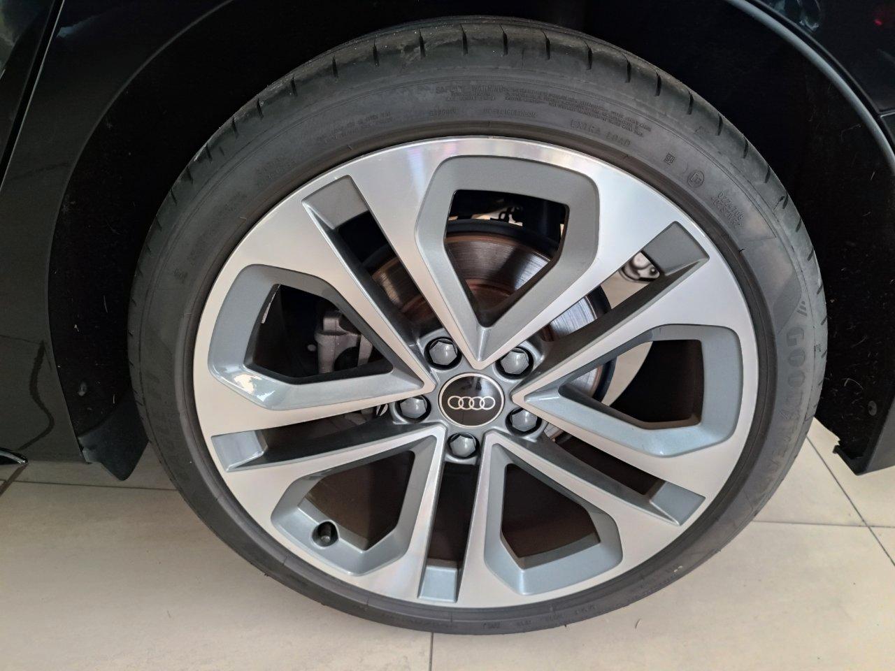 Audi A3 Sportback 2.0 tdi 150CV s-tronic + optional
