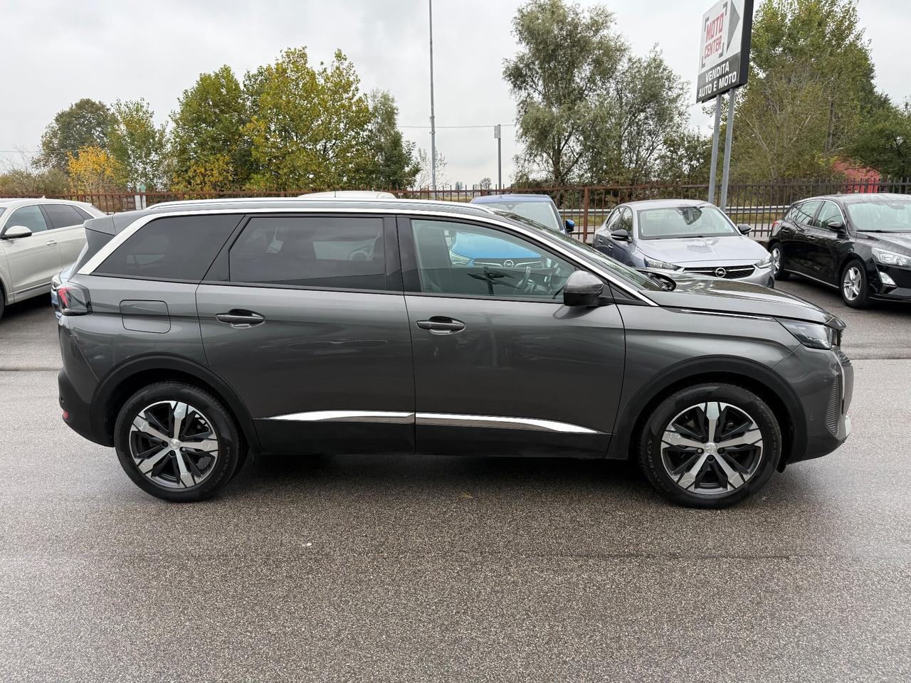 Peugeot 5008 1.5 130 Cv 7 POSTI EAT8 Allure Pack