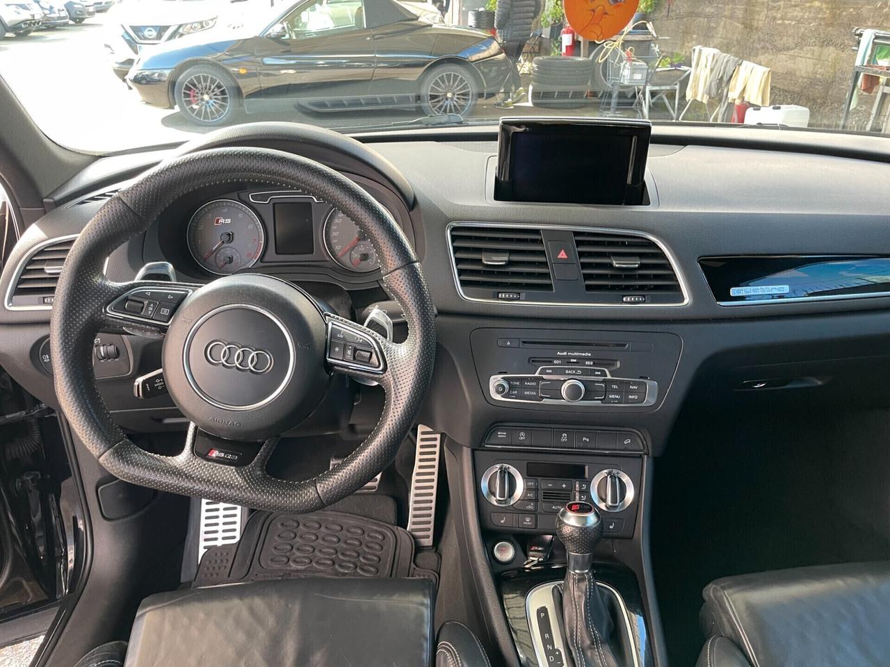 Audi Q3 RS Q3