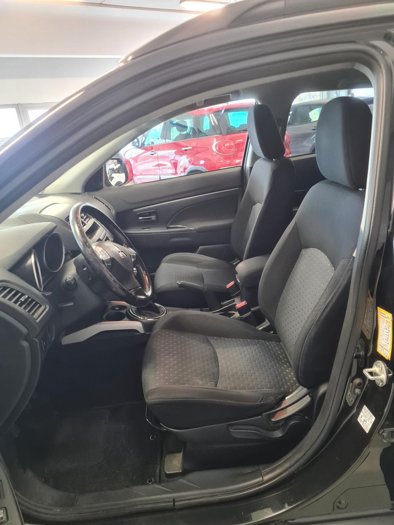 Mitsubishi ASX 1.6 2WD Intense Panoramic