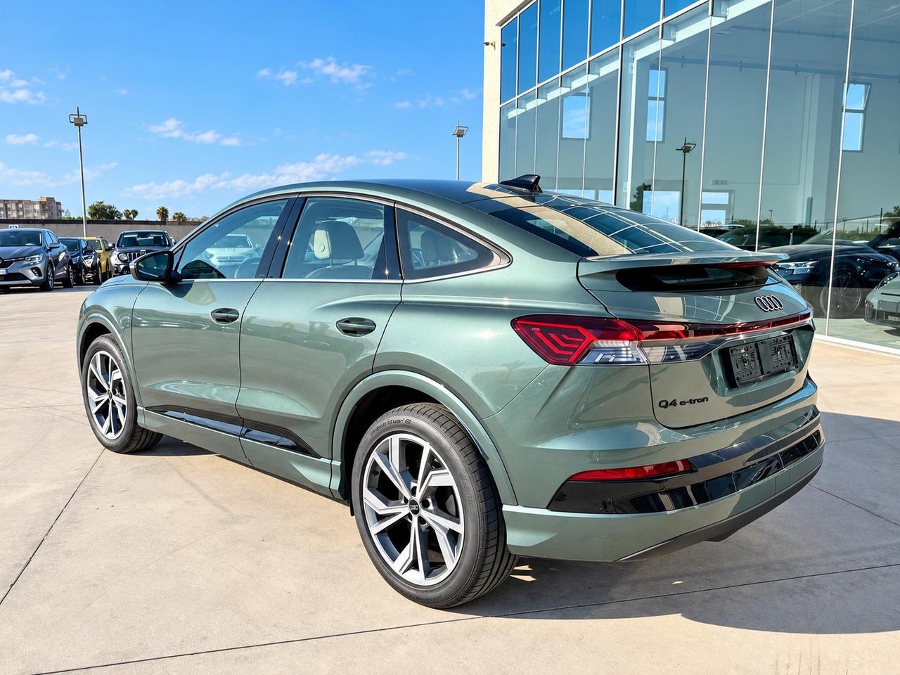 Audi Q4 SPB 35 e-tron Business Advanced