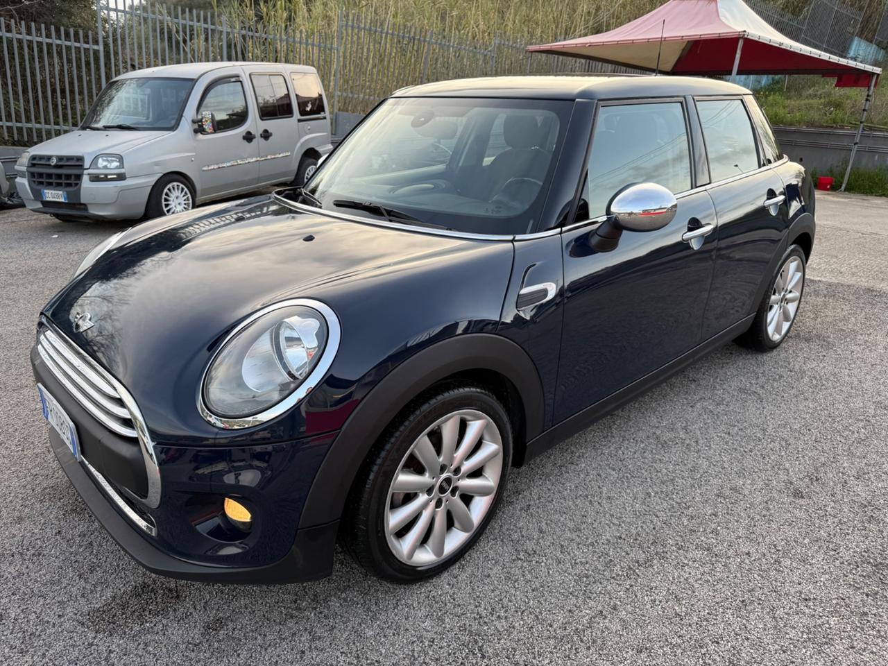 Mini Mini 1.5 Cooper D Business 5 porte