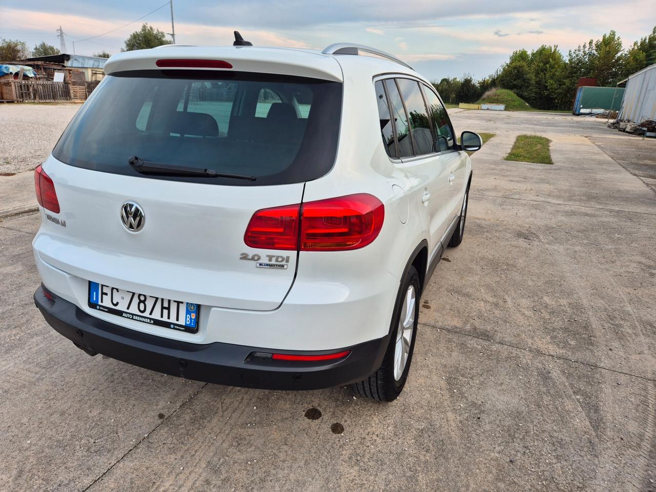 Volkswagen Tiguan 2.0 TDI 110 CV Sport & Style BlueMotion Technology