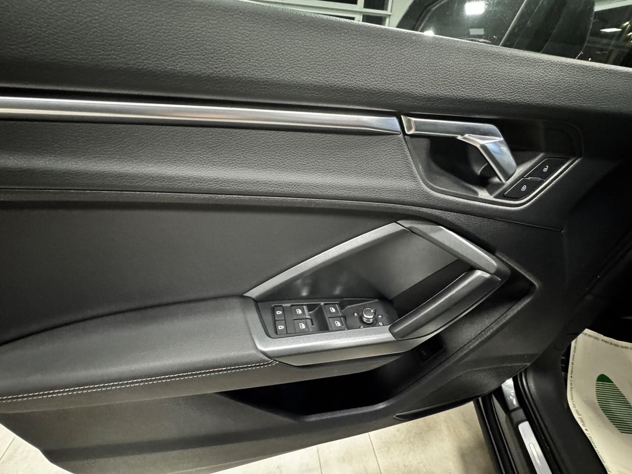 AUDI Q3 2.0 TDI QUATTRO S-TRONIC SLINE