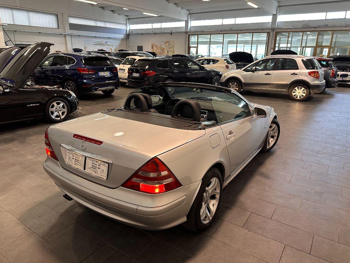 SLK 200 Kompressor Final Edition - UNICO PROPRIETARIO!! - SERVICE MERCEDES- ECCELLENTI CONDIZIONI - TUTTA ORIGINALE - SEDILI RISCALDATI -