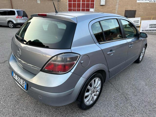 OPEL Astra Benzina/Metano 1.6 16V Twinport 5p Bellissima