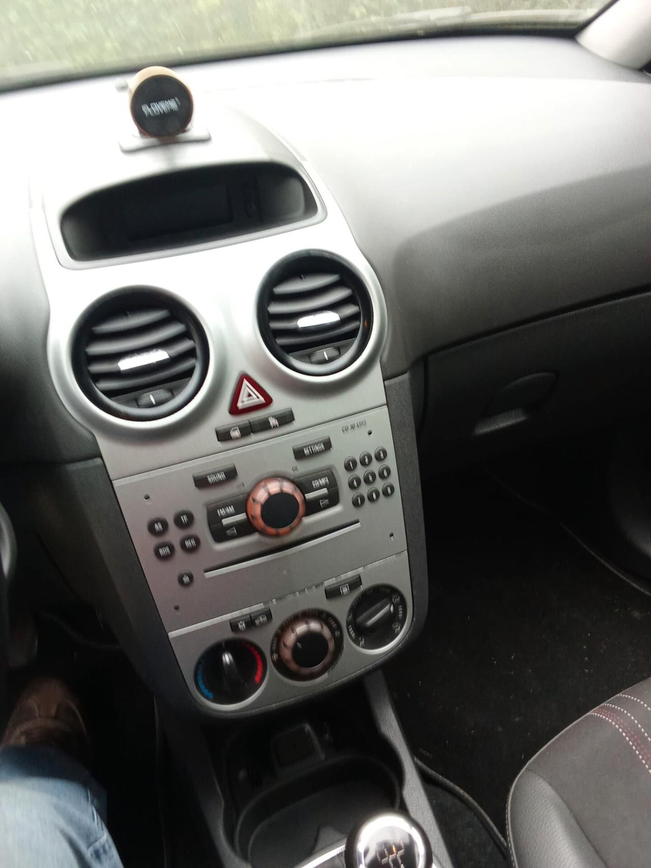 Opel Corsa multijet 1300 diesel