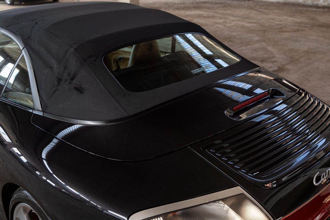 Porsche 911 Carrera 4S cat Cabriolet