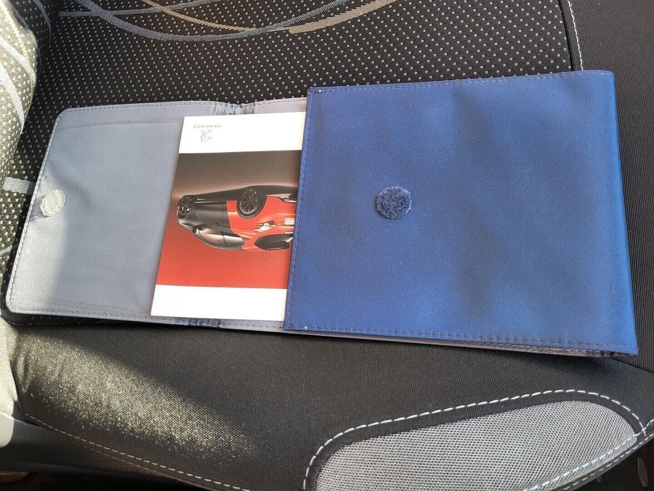 PEUGEOT 208 1,4 HDI-UNICA PROPRIETAR-4 REVISIONI