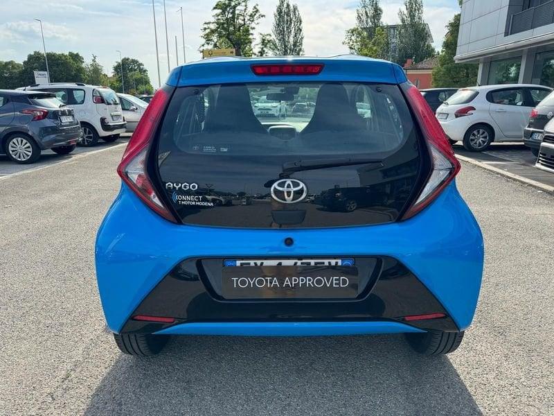 Toyota Aygo Connect 1.0 VVT-i 72 CV 3 porte x-cool