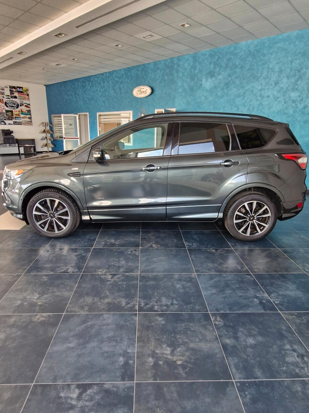 Ford Kuga 2.0 TDCI 150 CV S&S 4WD Powershift ST-Line