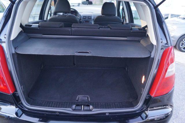 MERCEDES-BENZ A 180 CDI Executive