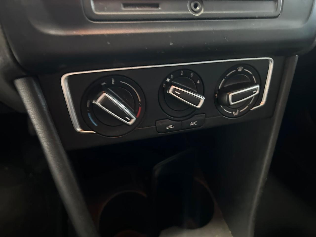 VW Polo 1.4 TDI X NEOPATENTATI 2015
