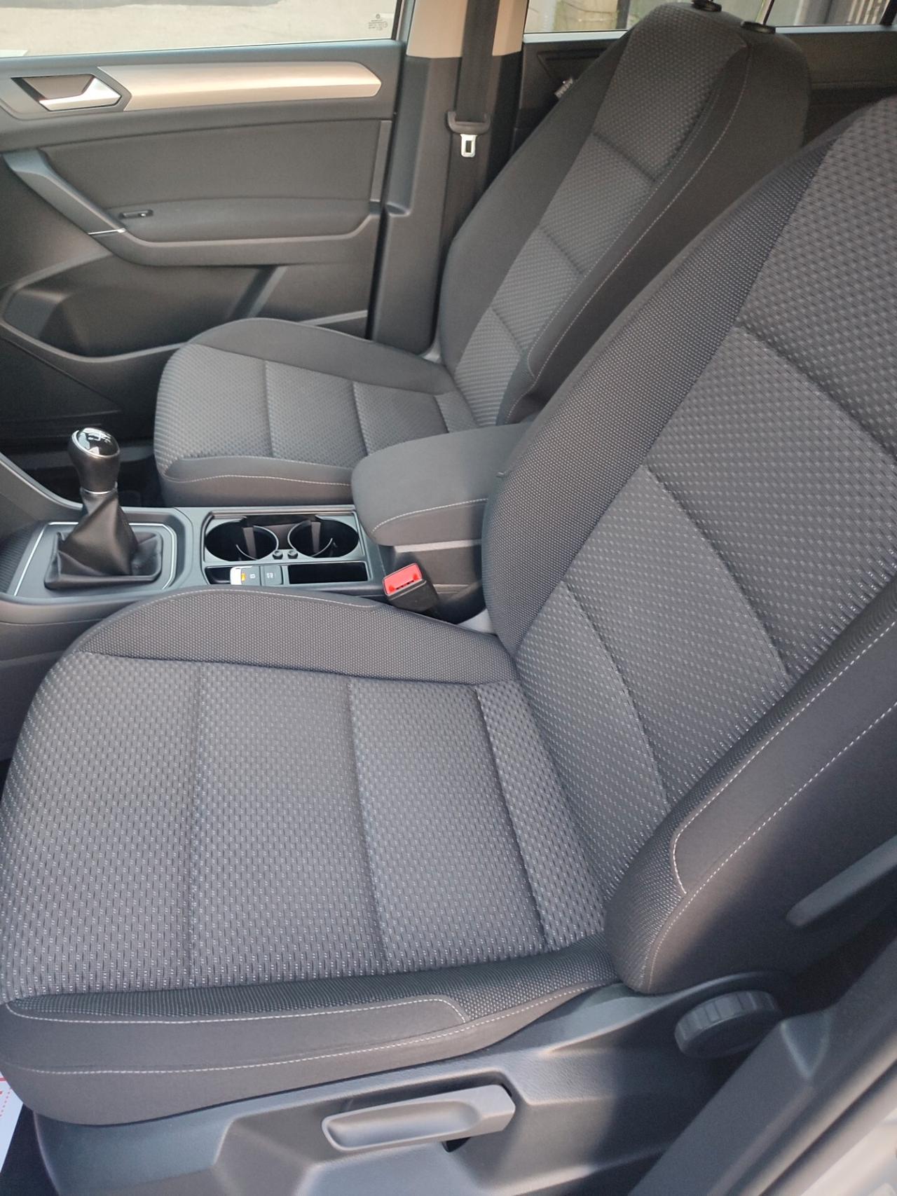 VOLKSWAGEN TOURAN 2018 DIESEL 7POSTI EURO6 POCHI KM NUOVA