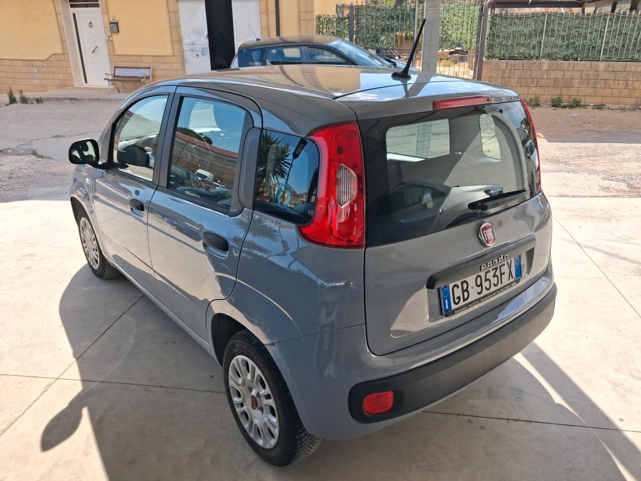Fiat Panda 1.2 Lounge unico proprietario 43000km