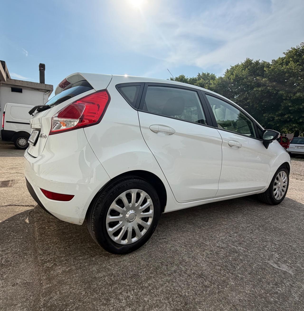 Ford Fiesta 1.5 TDCi 75CV 3 porte Black & White Edition