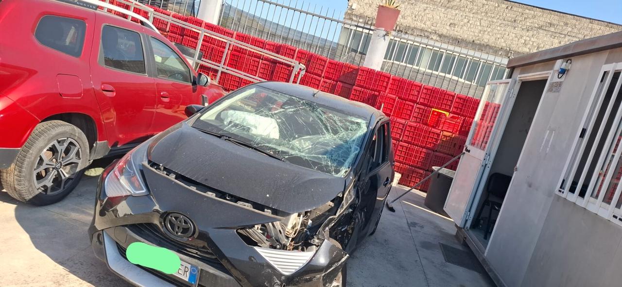 2020 Toyota Aygo Connect 1.0 VVT-i 72 CV 5 porte x-music