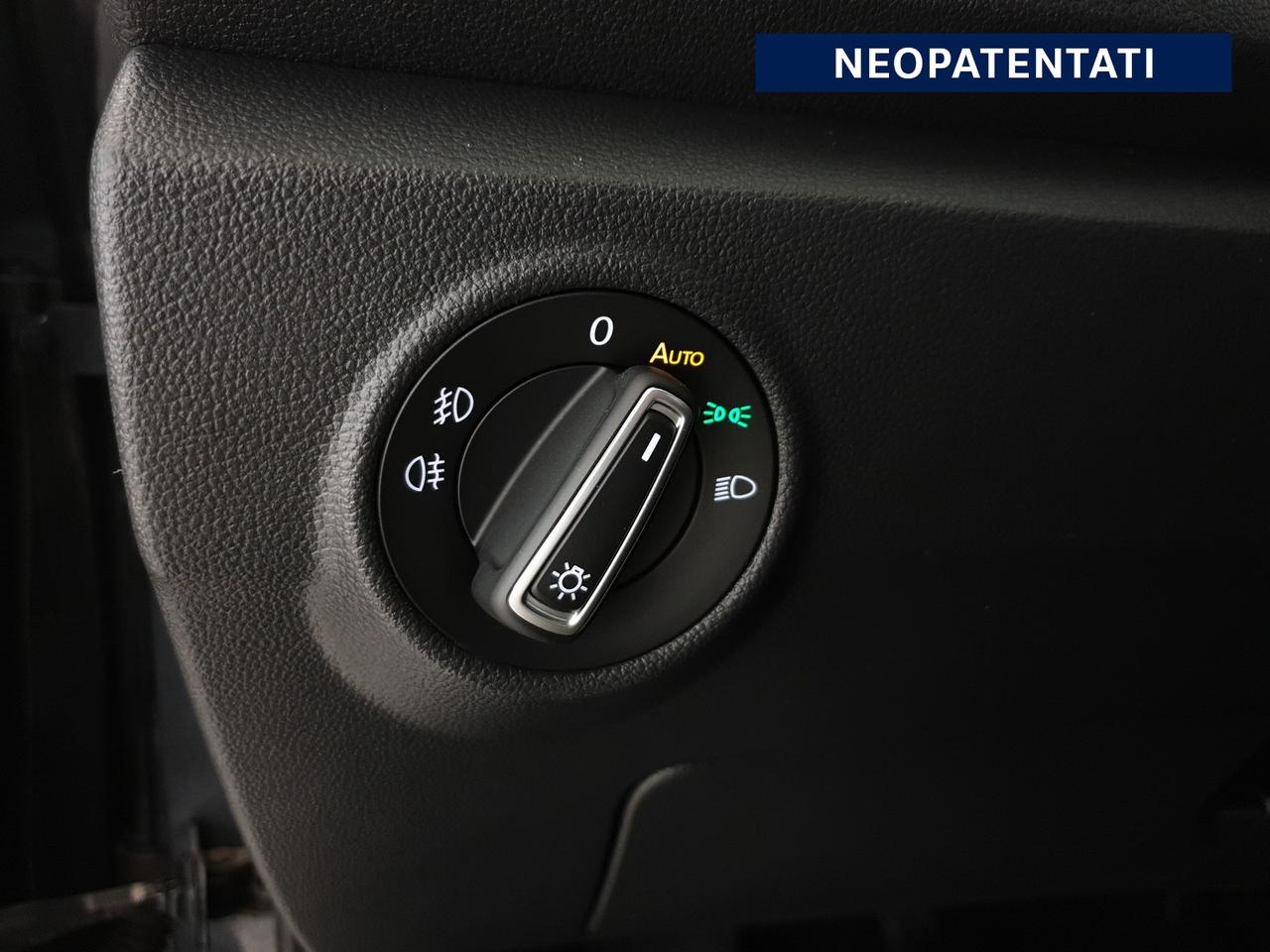 Volkswagen T-Roc 1.0 tsi business 110cv