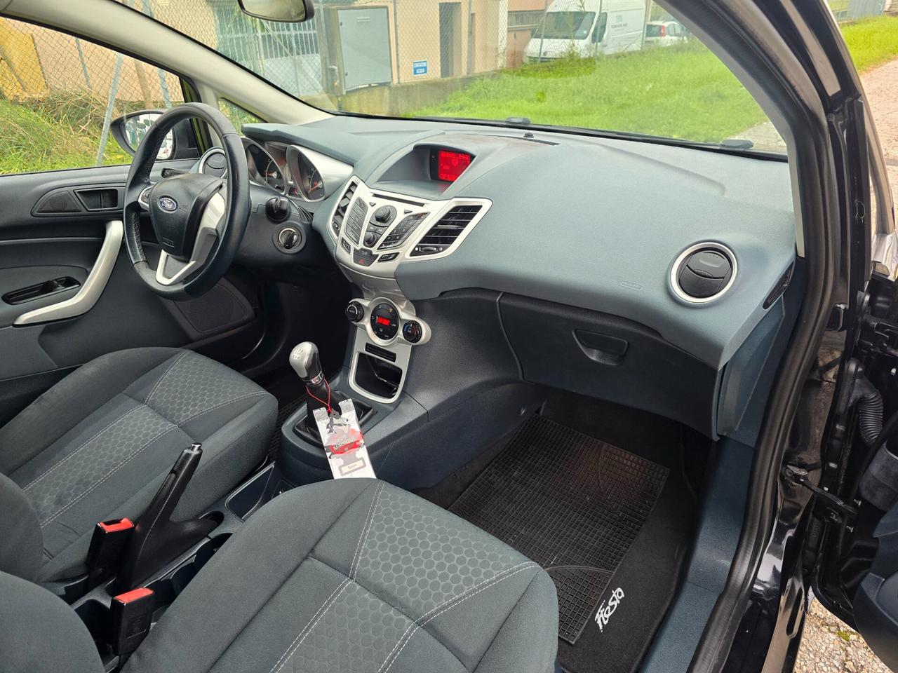 Ford Fiesta 1.2 Benzina con GARANZIA-NEOPATENTATI