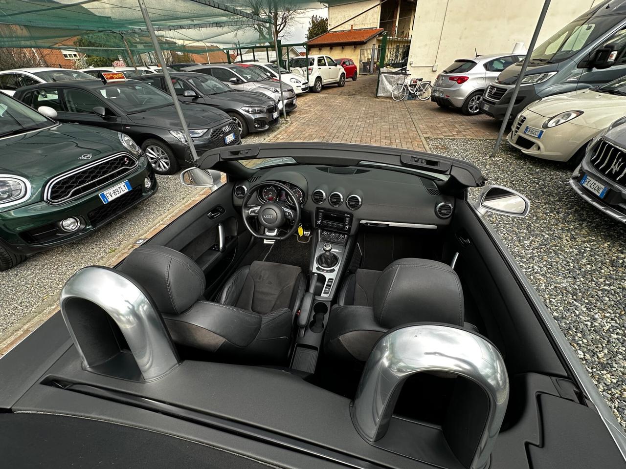 Audi TT Roadster 2.0 TFSI cabrio