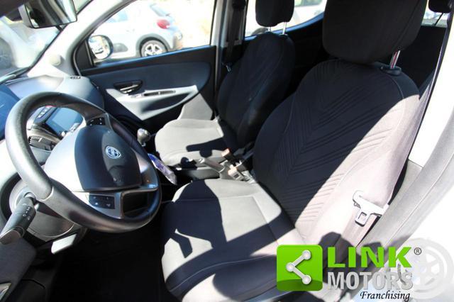 LANCIA Ypsilon 1.0 FireFly 5 porte S&S Hybrid Alberta Ferretti