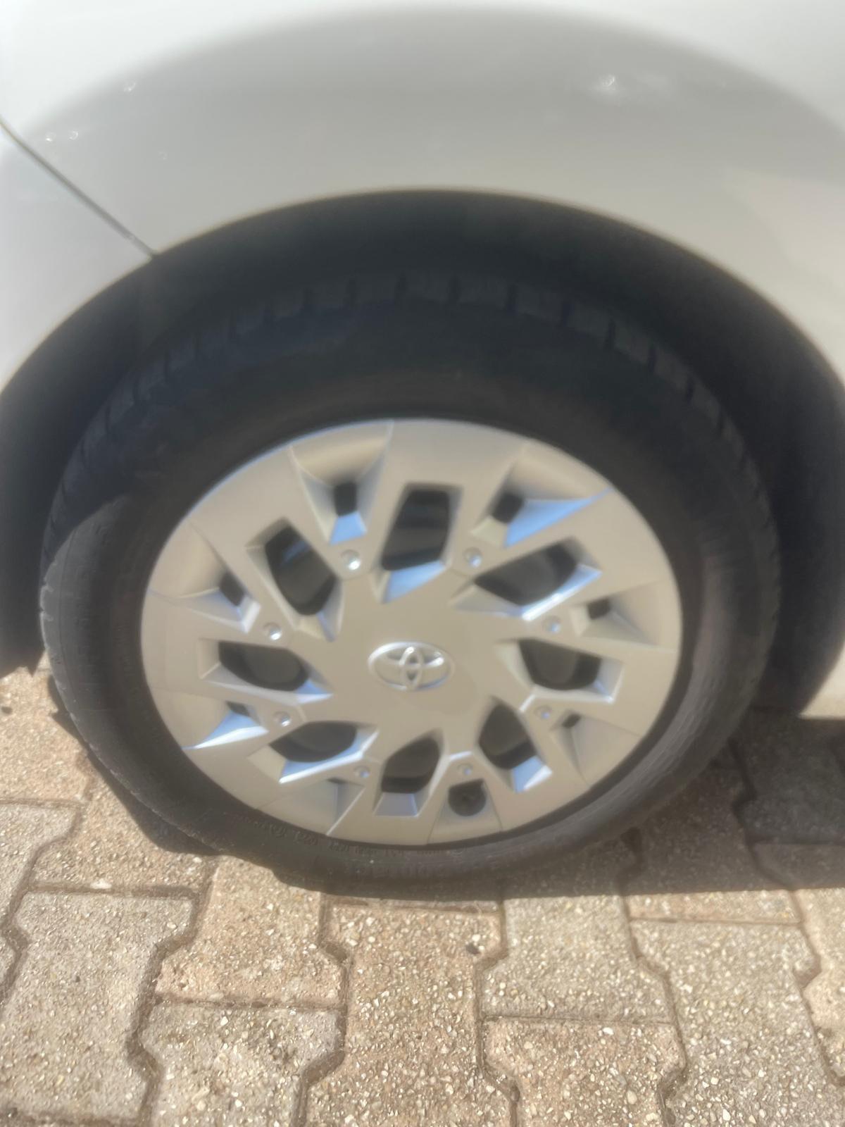 Toyota Aygo Connect 1.0 VVT-i 72CV 5 porte x-business MMT