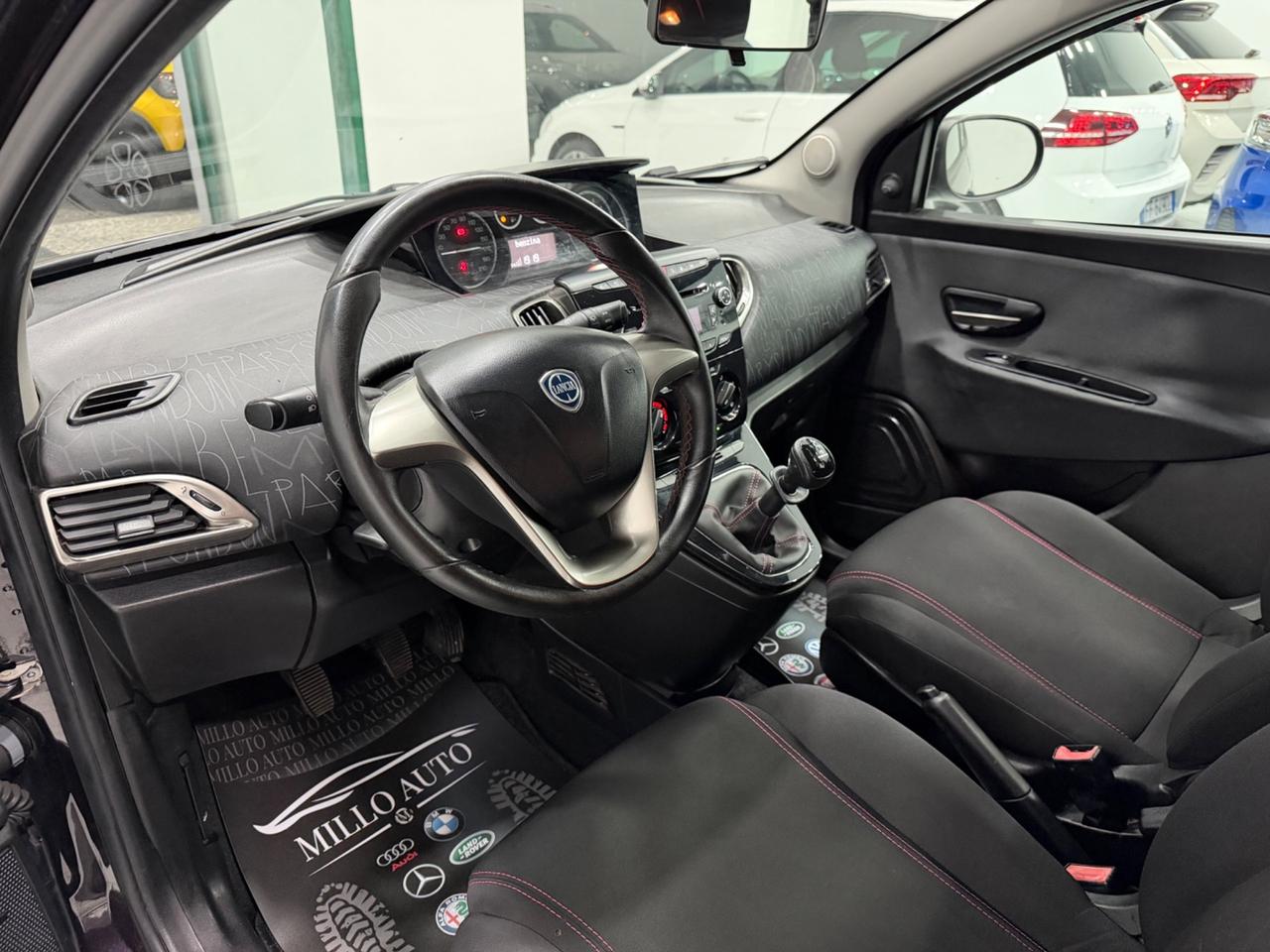 Lancia Ypsilon 1.2 69 CV 5 porte GPL Ecochic Elefantino