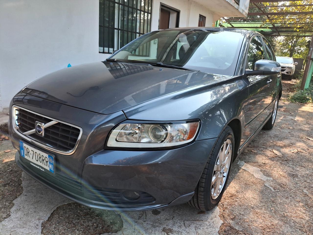 Volvo S40 2.0 D cat Summum