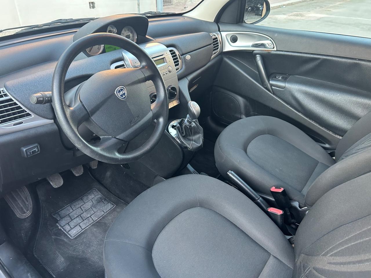 Lancia Ypsilon 1.4 Unyca Ecochic GPL