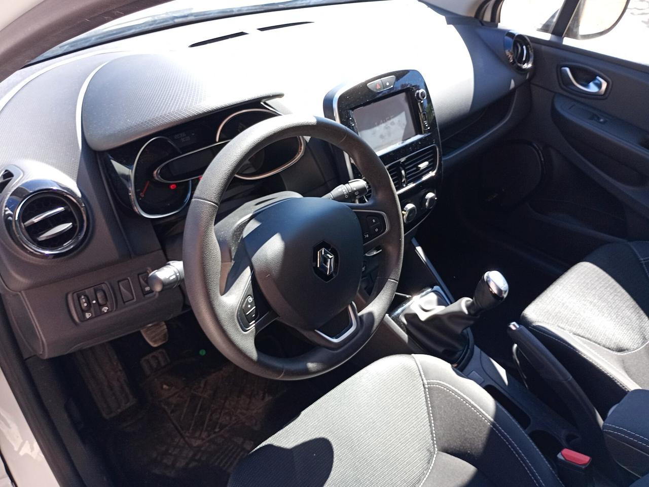 Renault Clio dCi 8V 75 CV 5 porte Duel